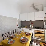 I Girasoli Apartament *